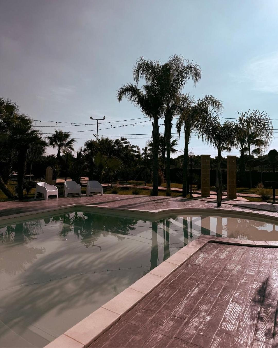 Relais San Giovanni · B&B con piscina a Castellaneta (Taranto), 