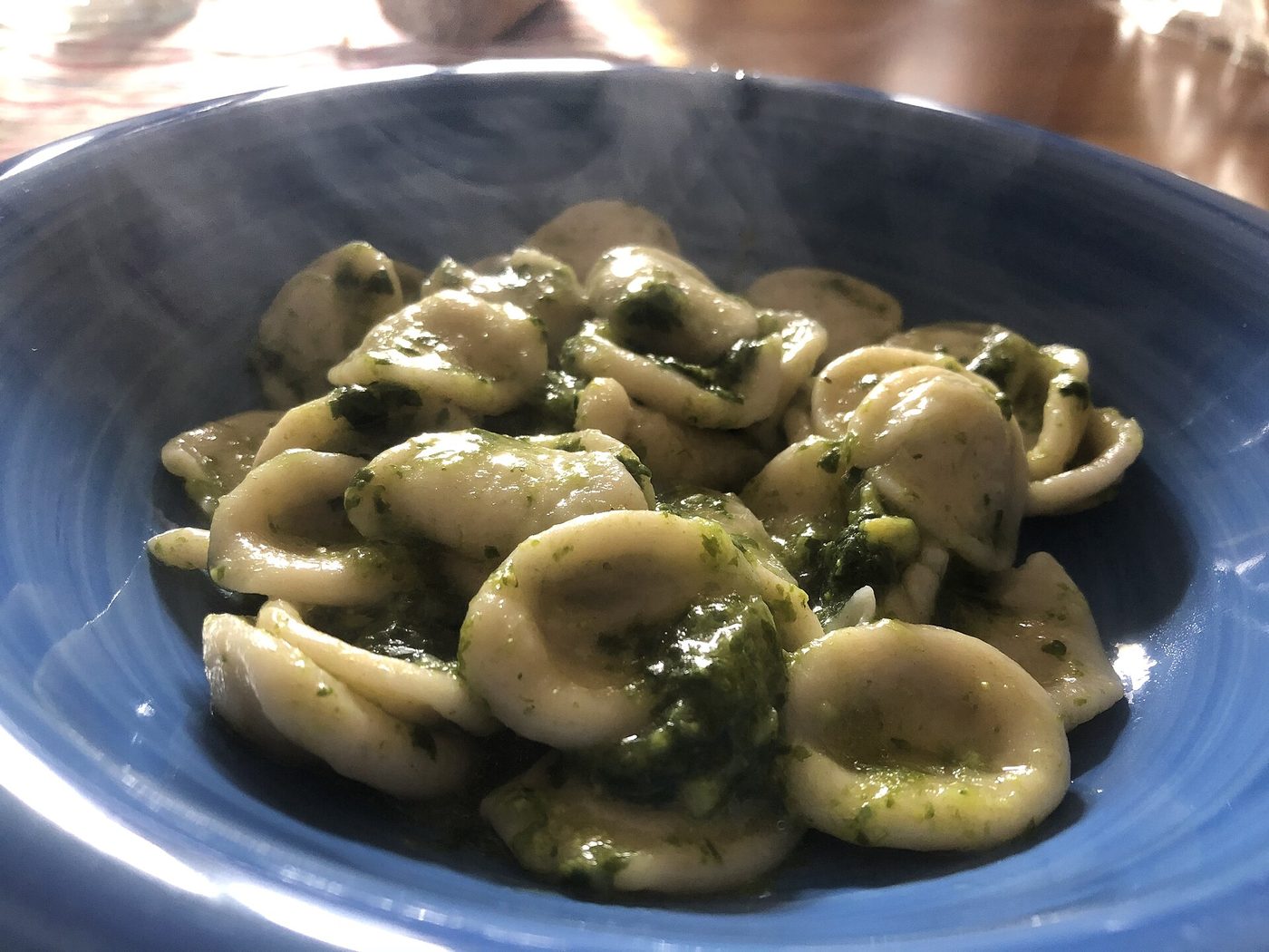Un piatto di orecchiette con le cime di rapa